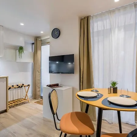 Apartment Cozy - Heart Of The Traboule *