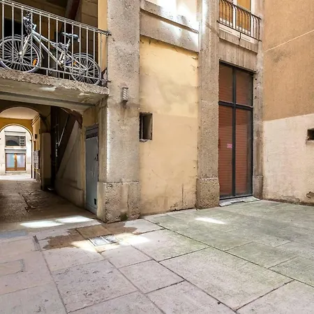 Cozy - Heart Of The Traboule Appartement